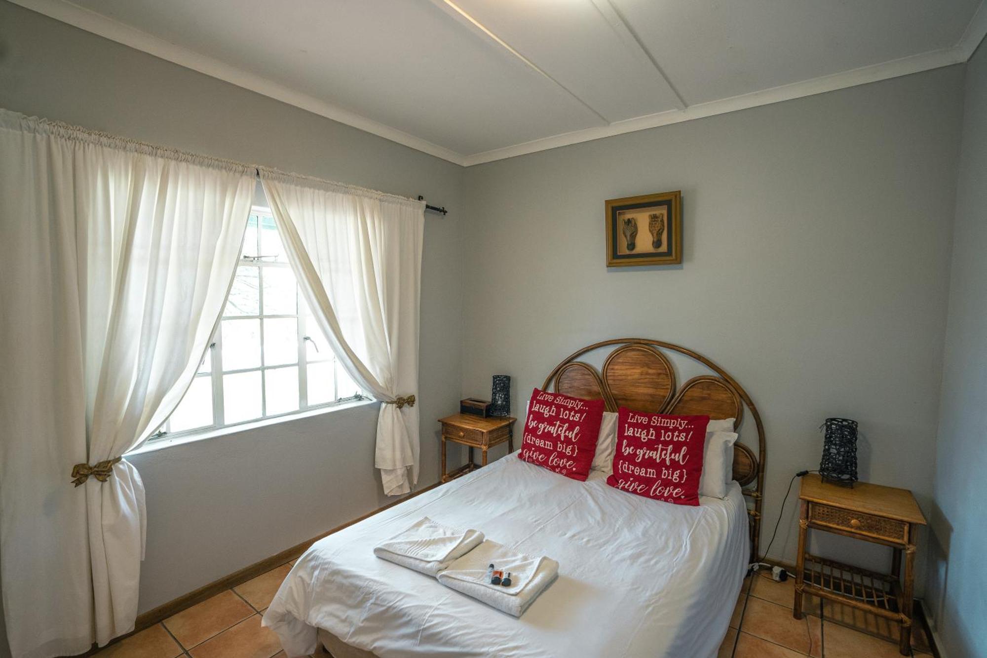Villa Olive Grove Guest Farm Beaufort West Esterno foto