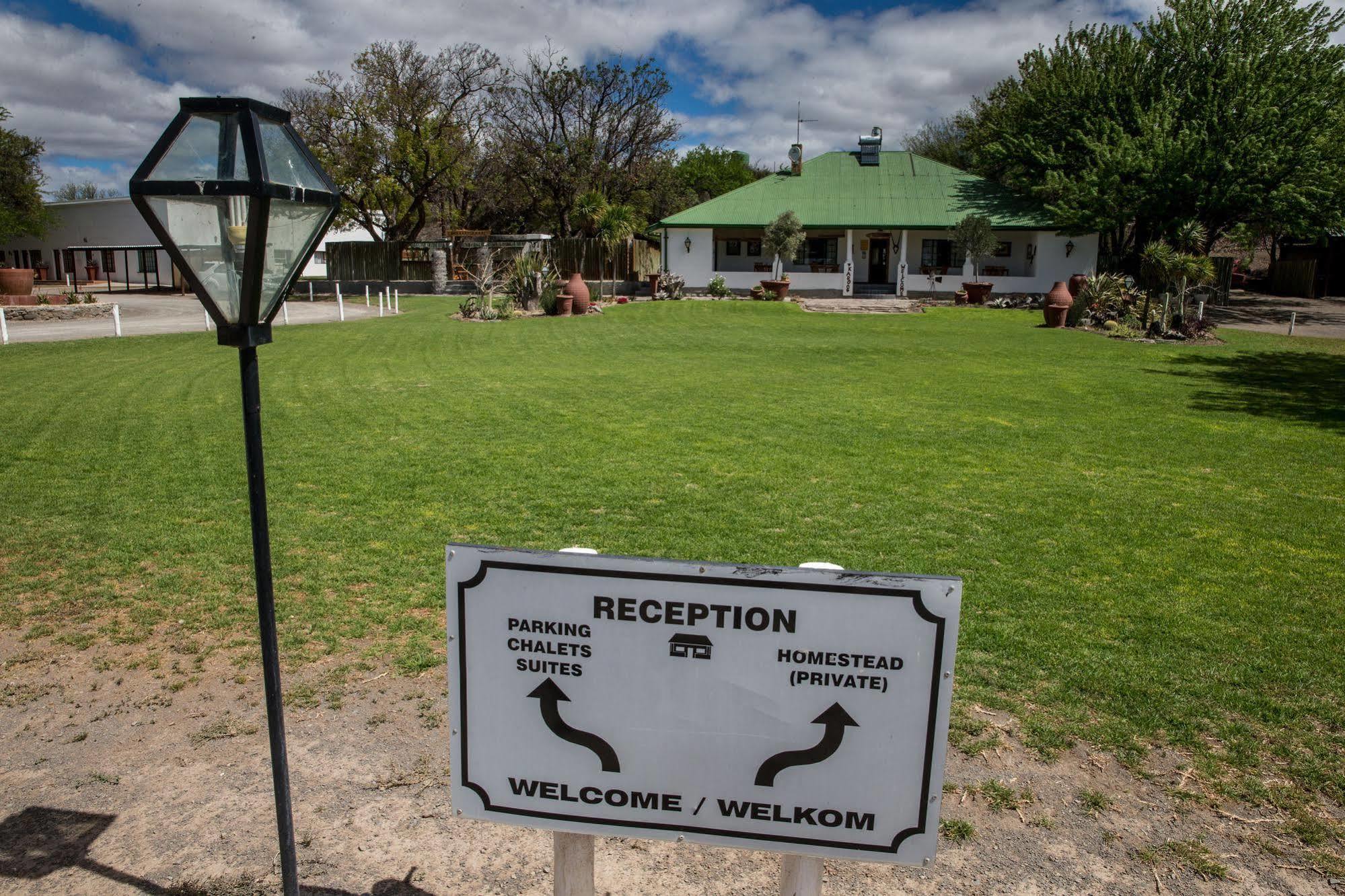 Villa Olive Grove Guest Farm Beaufort West Esterno foto