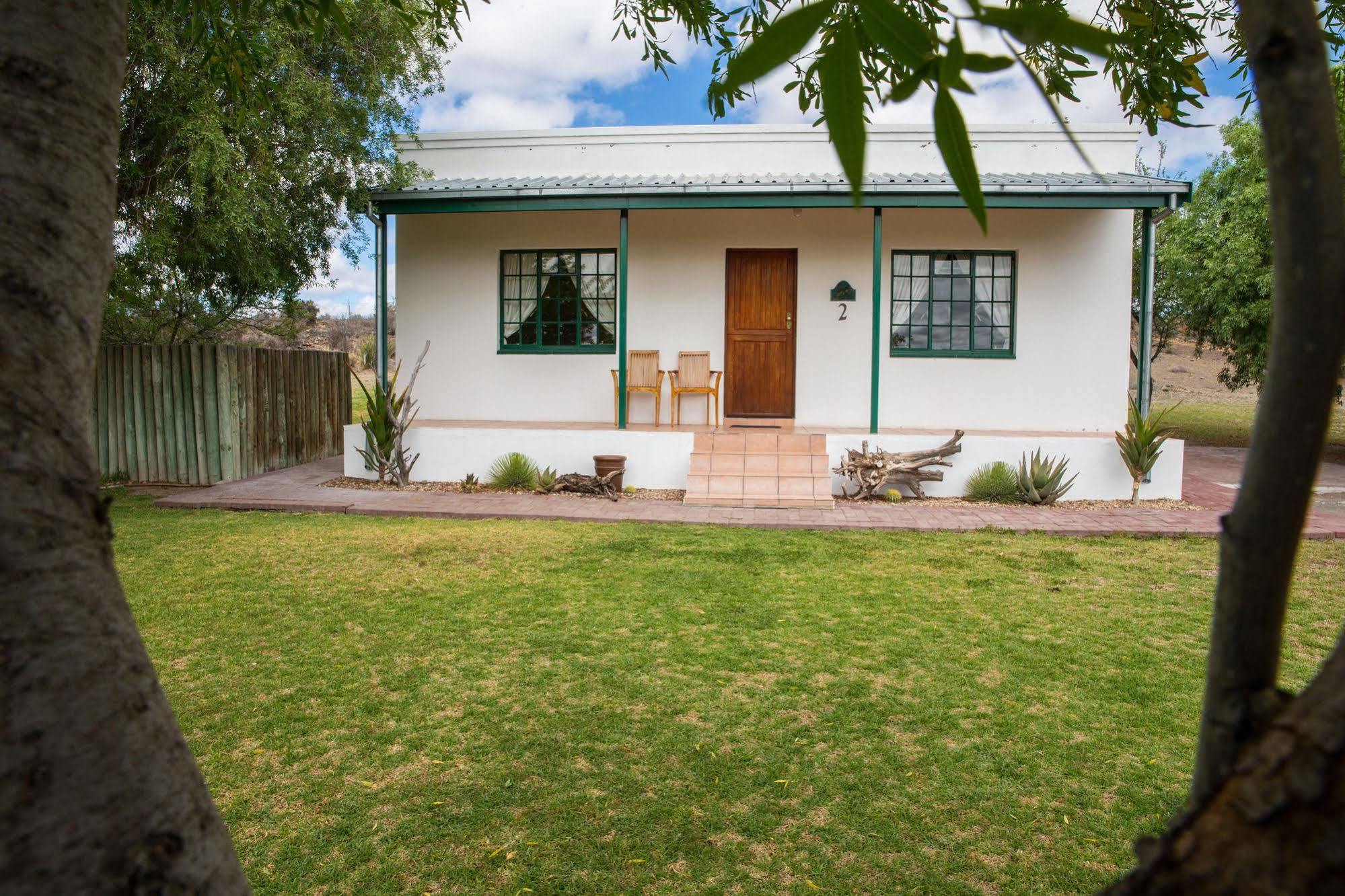 Villa Olive Grove Guest Farm Beaufort West Esterno foto