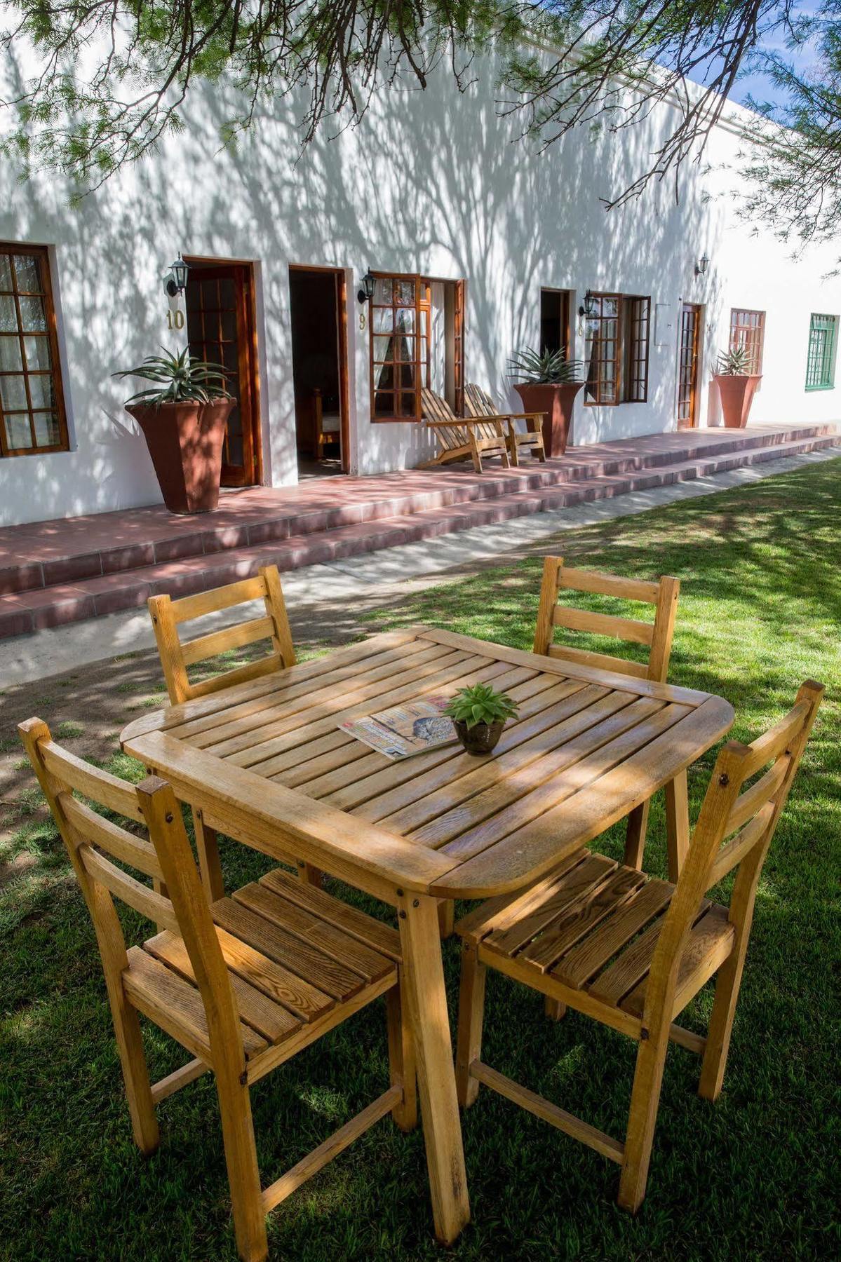 Villa Olive Grove Guest Farm Beaufort West Esterno foto